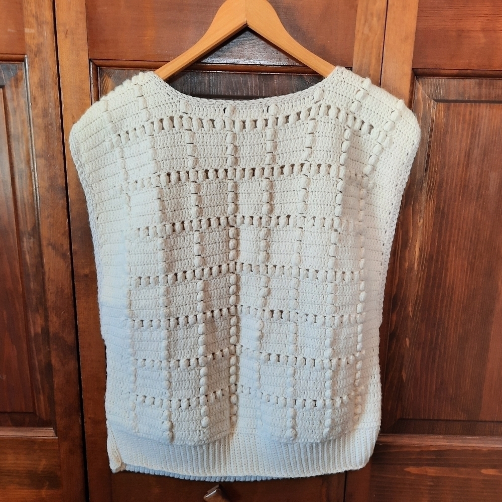 Vintage handmade cream 3D grid texture knit pullover sweater vest - Picture 8 of 8